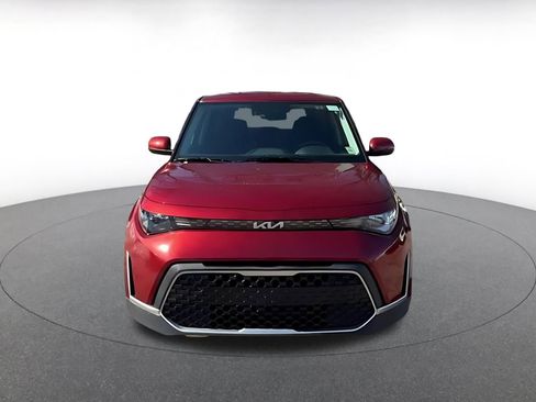 Used 2025 Kia Soul LX w/ LX Technology Package image 3