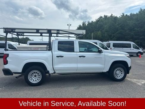 Used 2024 Chevrolet Colorado W/T w/ Safety Package RWD image 8