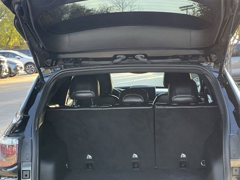 Used 2024 Jeep Compass Latitude image 24