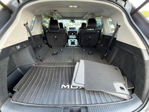 Certified 2024 Acura MDX SH-AWD w/ Technology Package image 11