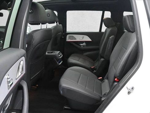 Used 2026 Mercedes-Benz GLS 450 4MATIC image 21