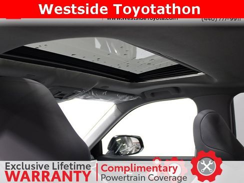 New 2026 Toyota Highlander XLE image 4