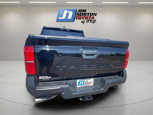 Used 2024 Toyota Tacoma SR image 12