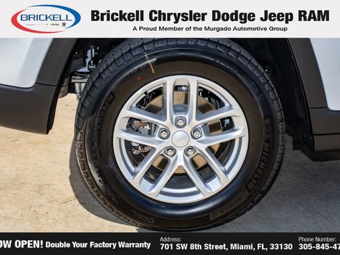 New 2025 Jeep Grand Cherokee Laredo X w/ Luxury Tech Group I image 42