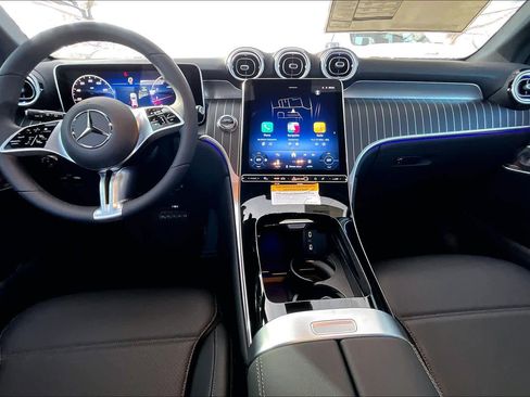 New 2026 Mercedes-Benz GLC 300 image 8