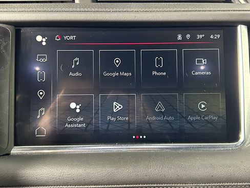 Used 2024 GMC Yukon Denali w/ Denali Reserve Package image 20