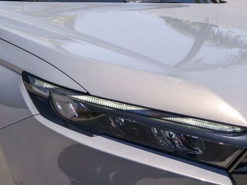 Used 2025 Honda CR-V Sport-L image 4