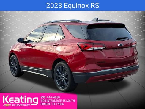 Used 2023 Chevrolet Equinox RS FWD image 2