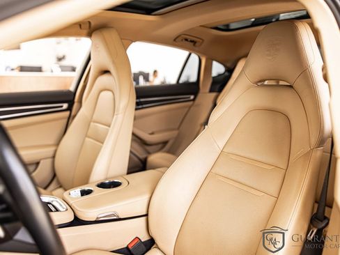 Used 2023 Porsche Panamera 4 Platinum Edition w/ Assistance Package AWD/4WD image 18