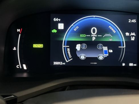 Certified 2025 Toyota Camry LE image 24