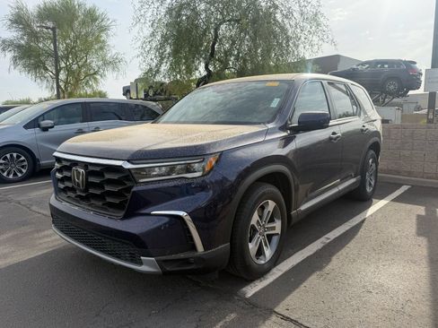 Used 2024 Honda Pilot EX-L image 2