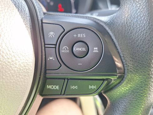 Used 2026 Toyota Corolla LE FWD image 20