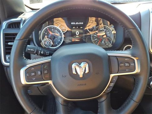 Used 2024 RAM 1500 Big Horn image 15