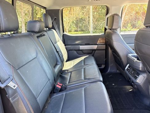 Used 2022 Ford F150 Lariat w/ Trailer Tow Package image 29