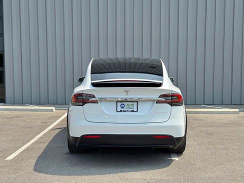 Used 2020 Tesla Model X Long Range AWD/4WD image 6