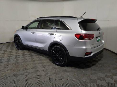 Used 2020 Kia Sorento S AWD/4WD image 3