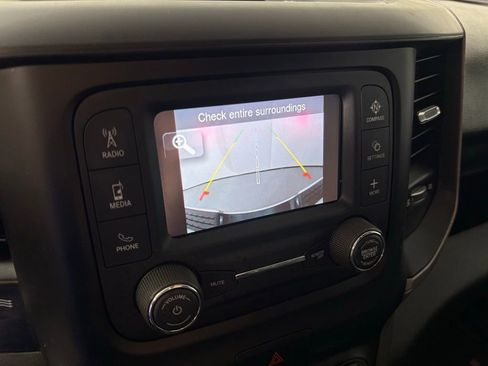 Used 2024 RAM 2500 Tradesman w/ Chrome Appearance Group image 30