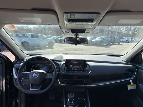 New 2026 Nissan Rogue SV image 28