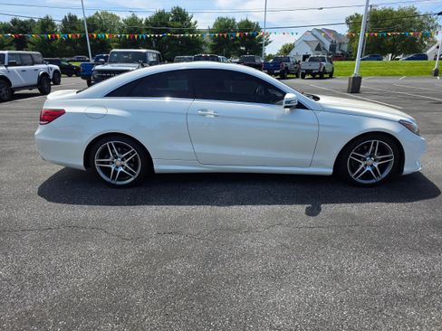 Used 2016 Mercedes-Benz E 400 Coupe image 6