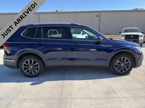 Used 2022 Volkswagen Tiguan SE image 4