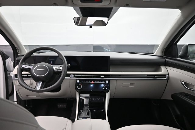 Used 2025 Hyundai Tucson SEL FWD image 29