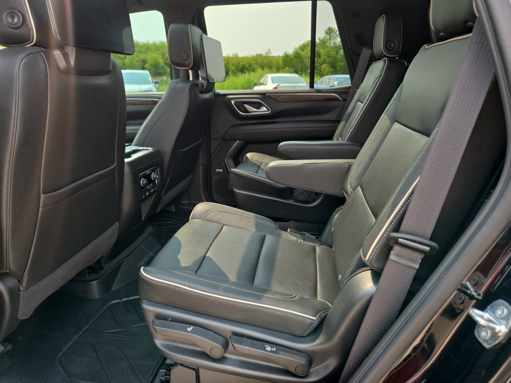 Certified 2022 Chevrolet Tahoe Premier w/ Premium Package AWD/4WD image 30