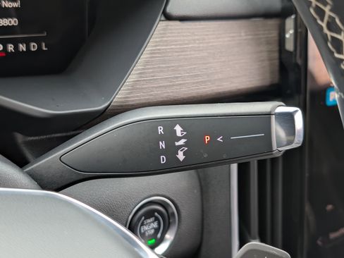 Used 2024 GMC Acadia Denali w/ Super Cruise Package image 35