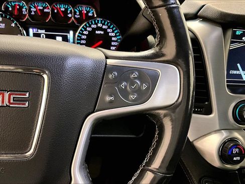Used 2018 GMC Yukon SLT AWD/4WD image 12
