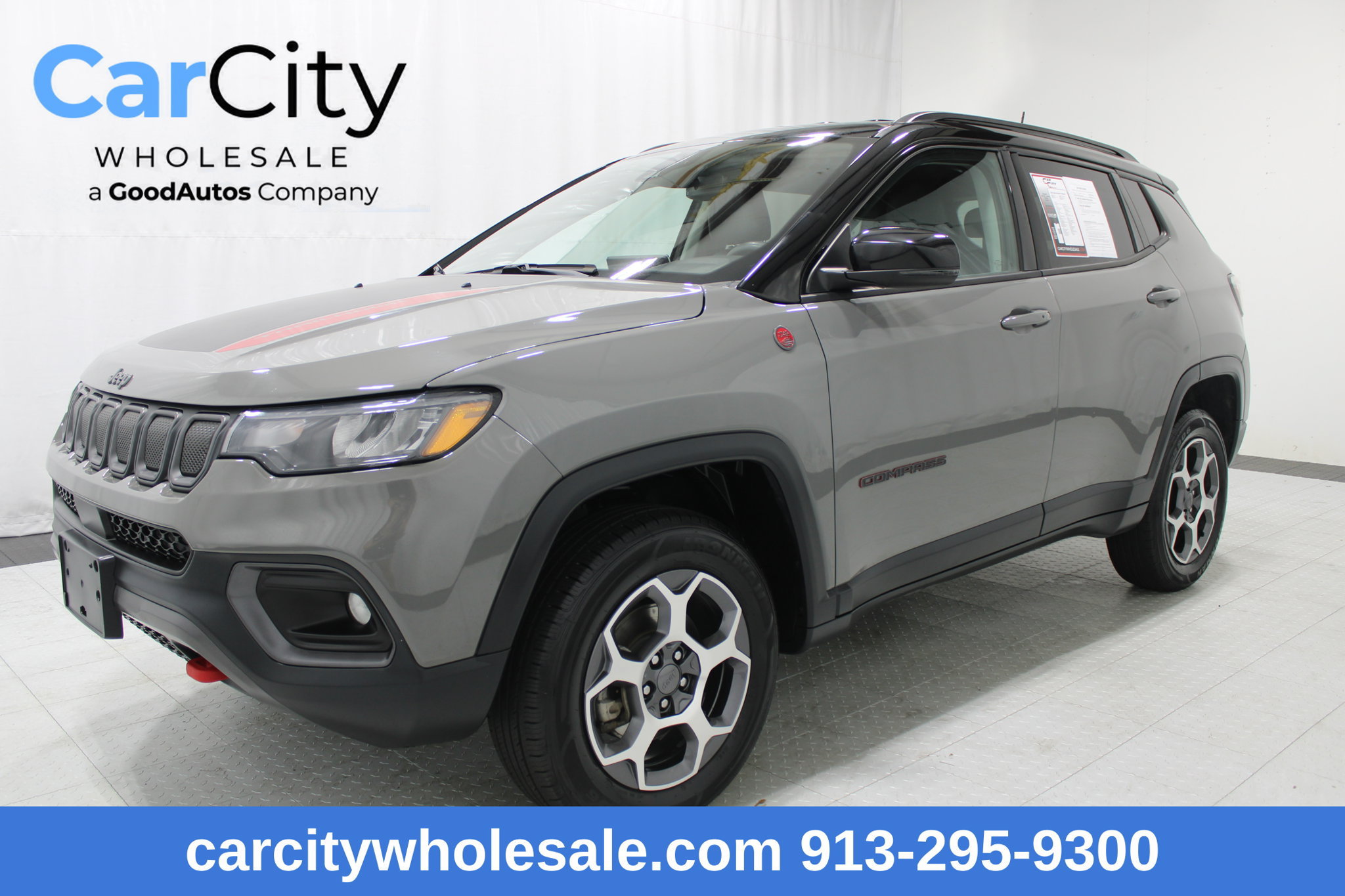 Used 2022 Jeep Compass Trailhawk AWD/4WD image 1