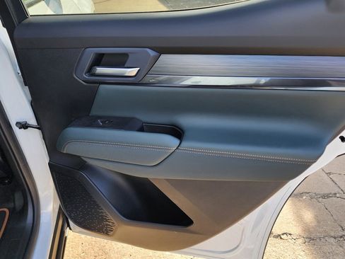 New 2026 GMC Terrain AT4 w/ Convenience Package III image 42