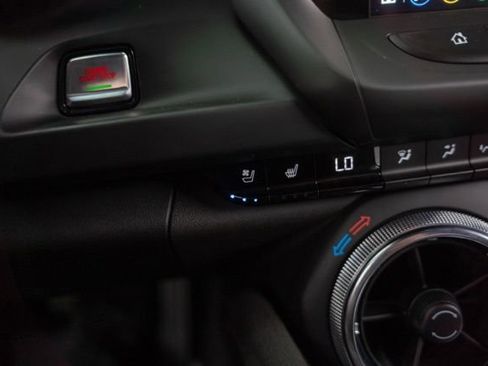 Used 2019 Chevrolet Camaro ZL1 RWD image 24