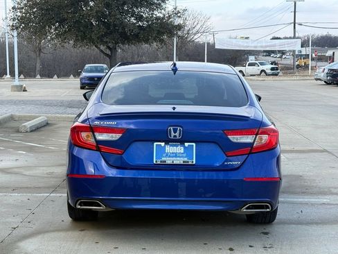 Used 2019 Honda Accord Sport image 4