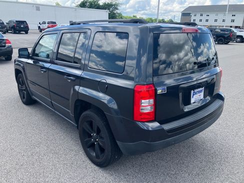 Used 2014 Jeep Patriot Sport w/ Power Value Group FWD image 5
