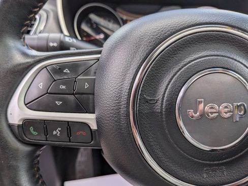 Used 2019 Jeep Compass Limited AWD/4WD image 46