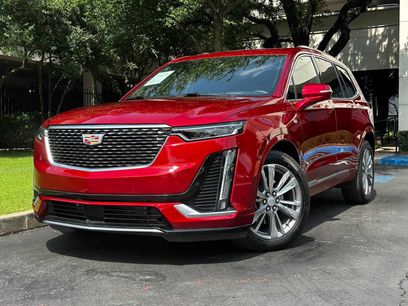 Certified 2025 Cadillac XT6 Premium Luxury w/ Platinum Package