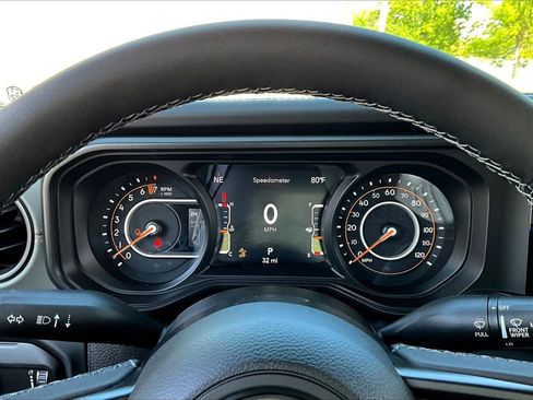 New 2026 Jeep Gladiator Mojave AWD/4WD image 11
