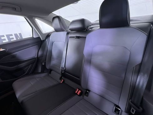 New 2026 Volkswagen Jetta SE image 23