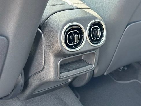 New 2026 Mercedes-Benz GLC 300 4MATIC image 30