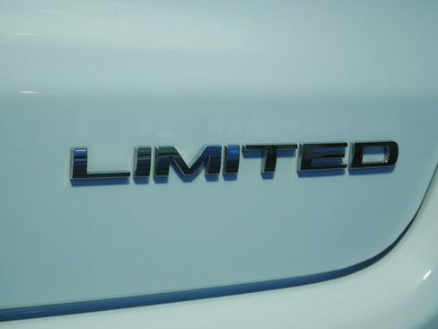 Certified 2023 Jeep Compass Limited w/ Elite Group AWD/4WD image 10