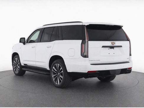 Used 2025 Cadillac Escalade Sport AWD/4WD image 7