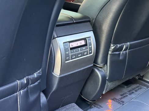Used 2019 Lexus GX 460 Luxury AWD/4WD image 14