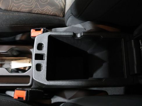 Used 2023 Jeep Renegade Latitude image 32