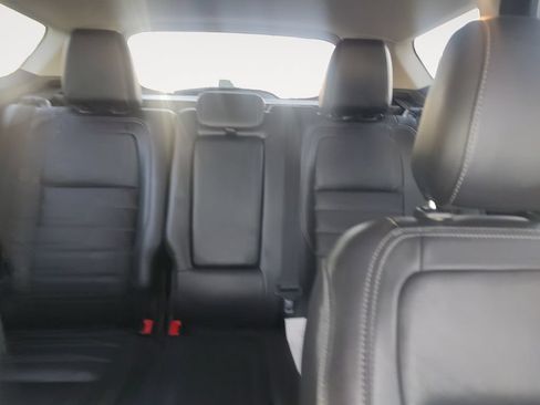 Used 2018 Ford Escape Titanium w/ Ford Safe & Smart Package AWD/4WD image 13