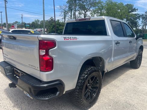 Used 2022 Chevrolet Silverado 1500 Custom Trail Boss AWD/4WD image 5