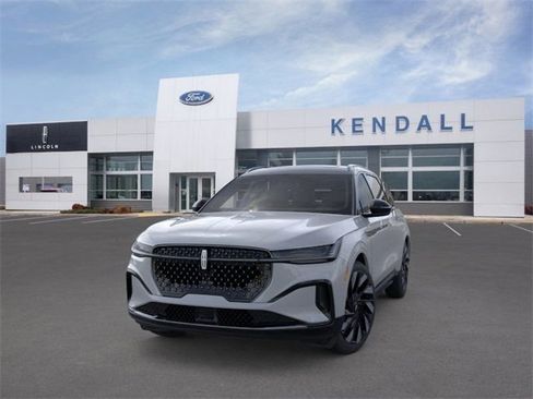 New 2026 Lincoln Nautilus Reserve w/ Jet Appearance Package image 2