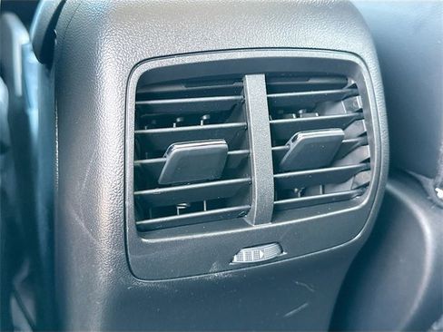 Used 2025 Ford Escape SE image 25