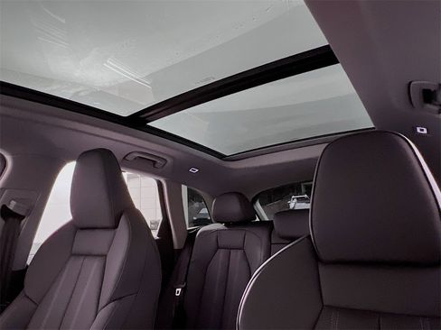 New 2025 Audi Q5 Premium Plus image 12