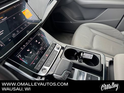 Used 2022 Audi Q7 Premium Plus image 21