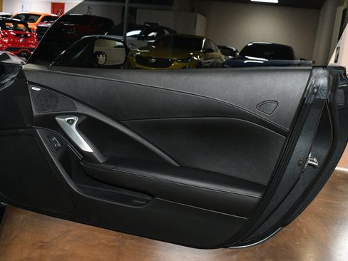 Used 2017 Chevrolet Corvette Stingray Coupe w/ 1LT RWD image 46
