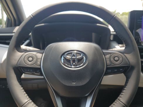 Used 2026 Toyota Corolla SE FWD image 25